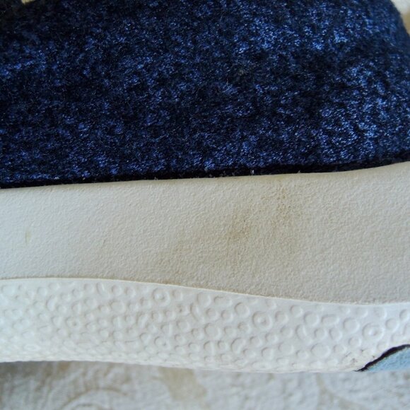 Allbirds Women's Navy & White Wool Runner Mizzles 8 - Picture 9 of 9
